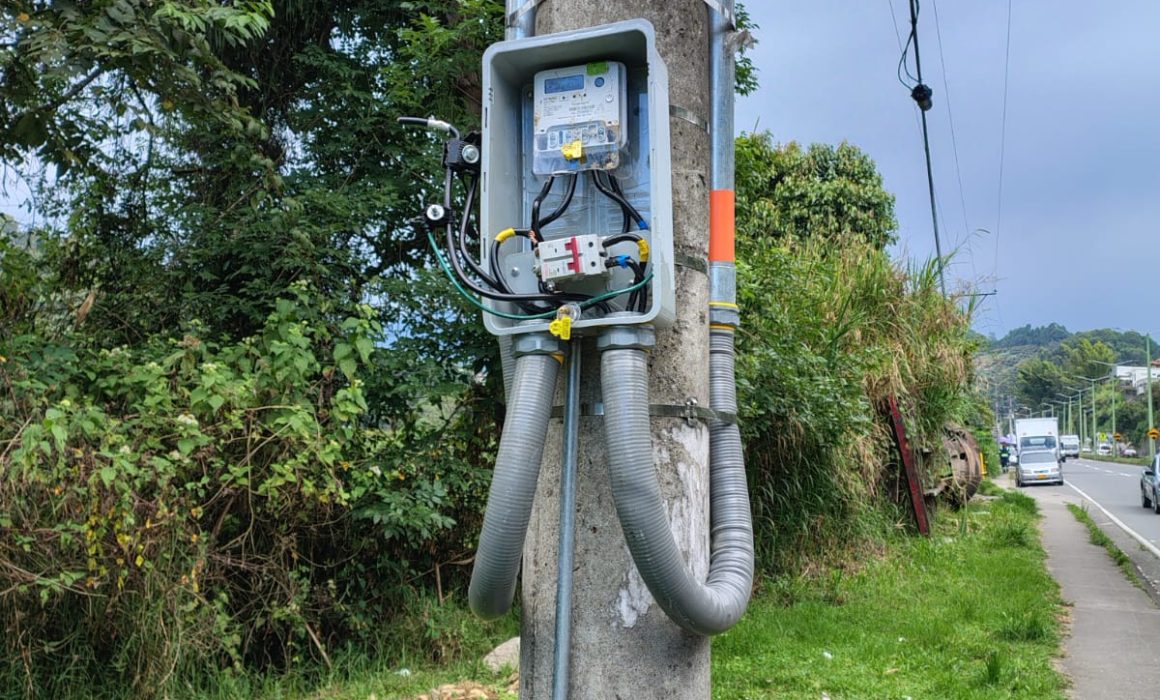 LA PROMOTORA ENERGÉTICA DEL CENTRO RECHAZA ACTOS VANDÁLICOS QUE AFECTARON EL ALUMBRADO PÚBLICO EN EL SECTOR 3